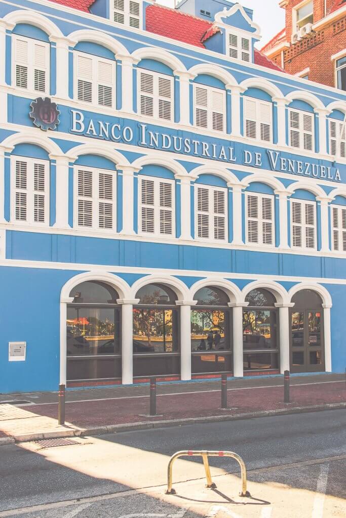 Haus in Willemstad auf Curacao in der Karibik
