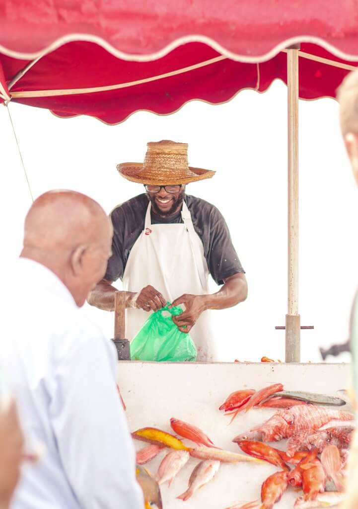Fisch wird auf Markt verkauft auf Guadeloupe in der Karibk